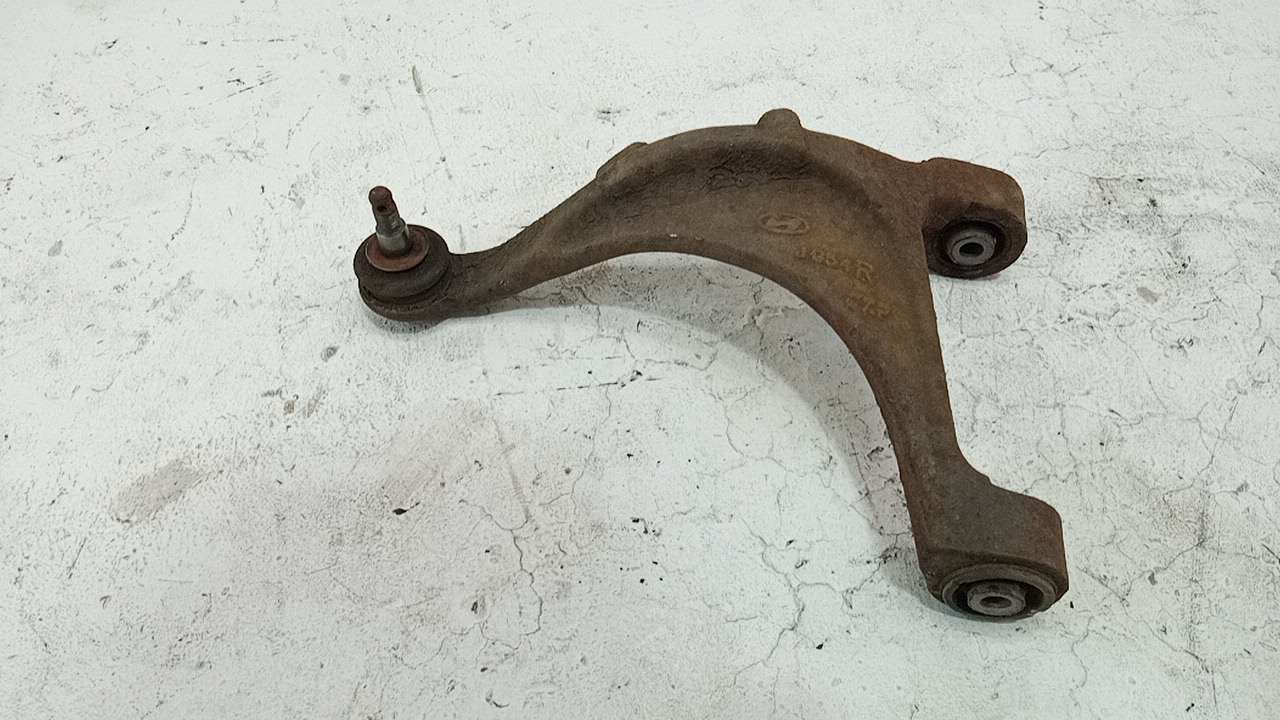 Рычаг задний верхний правый