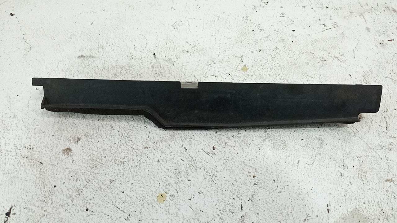 Воздуховод радиатора верхний