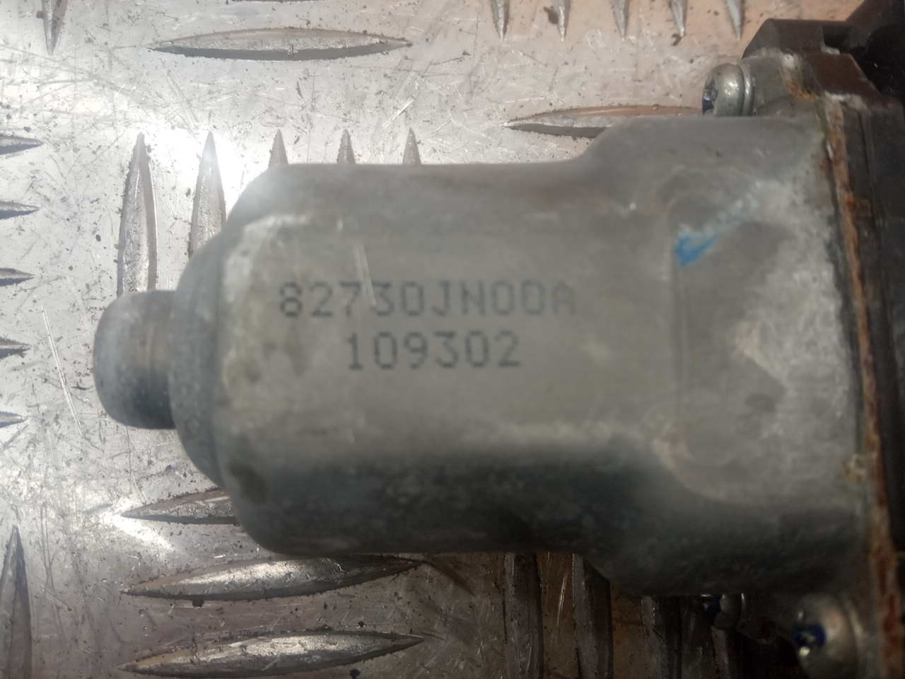 Моторчик стеклоподъемника