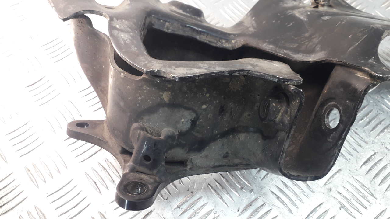 Рычаг задний продольный правый