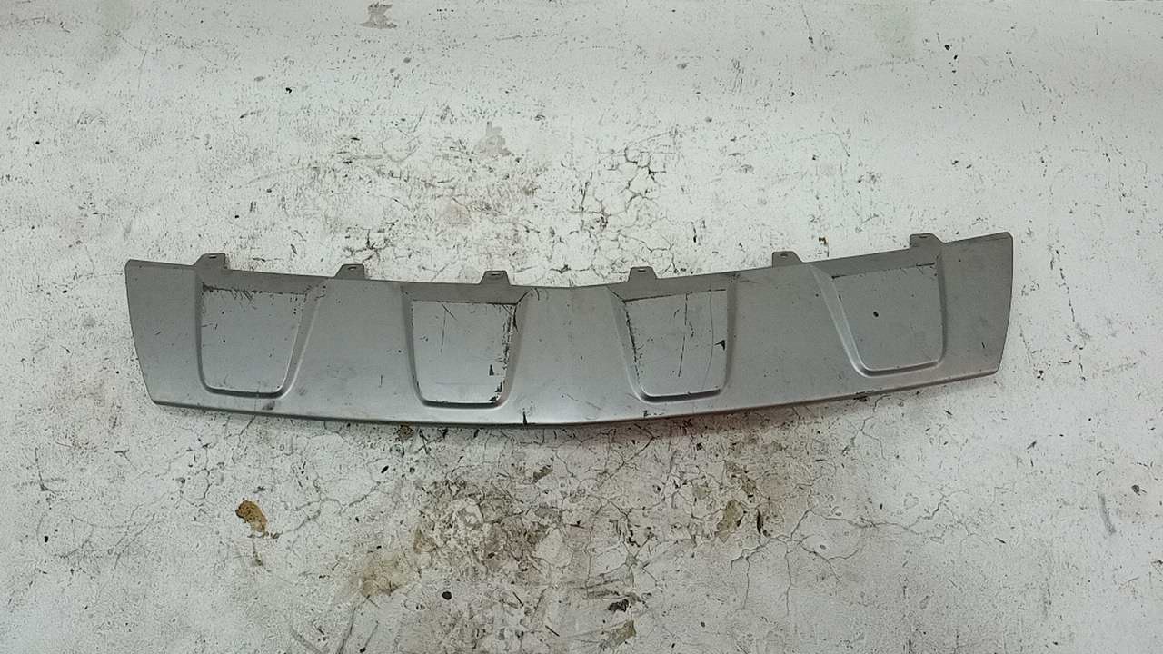 Накладка переднего бампера