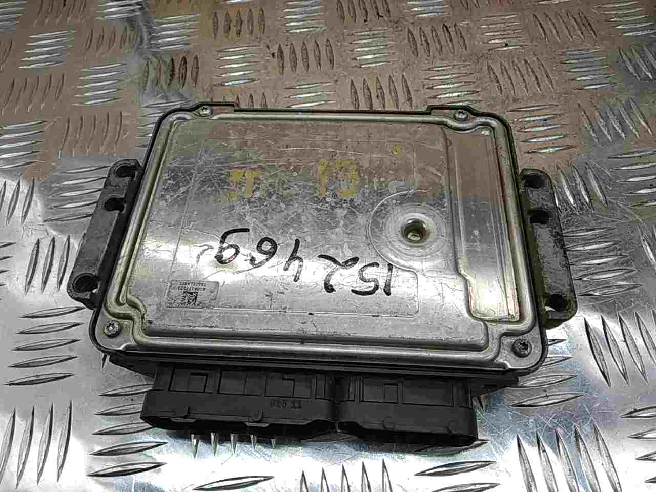 Блок управления двигателем