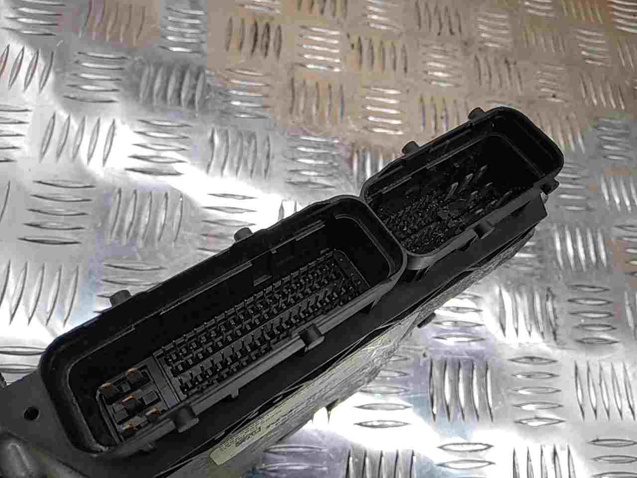 Блок управления двигателем