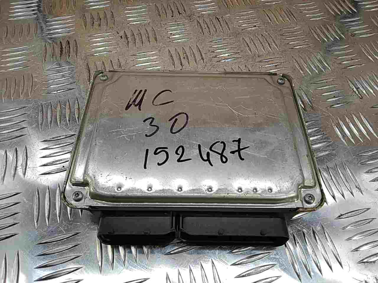 Блок управления двигателем