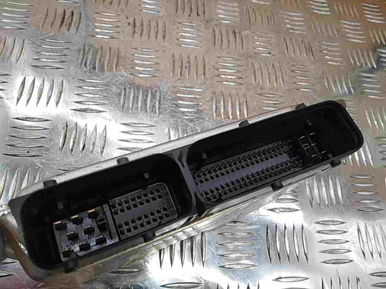 Блок управления двигателем