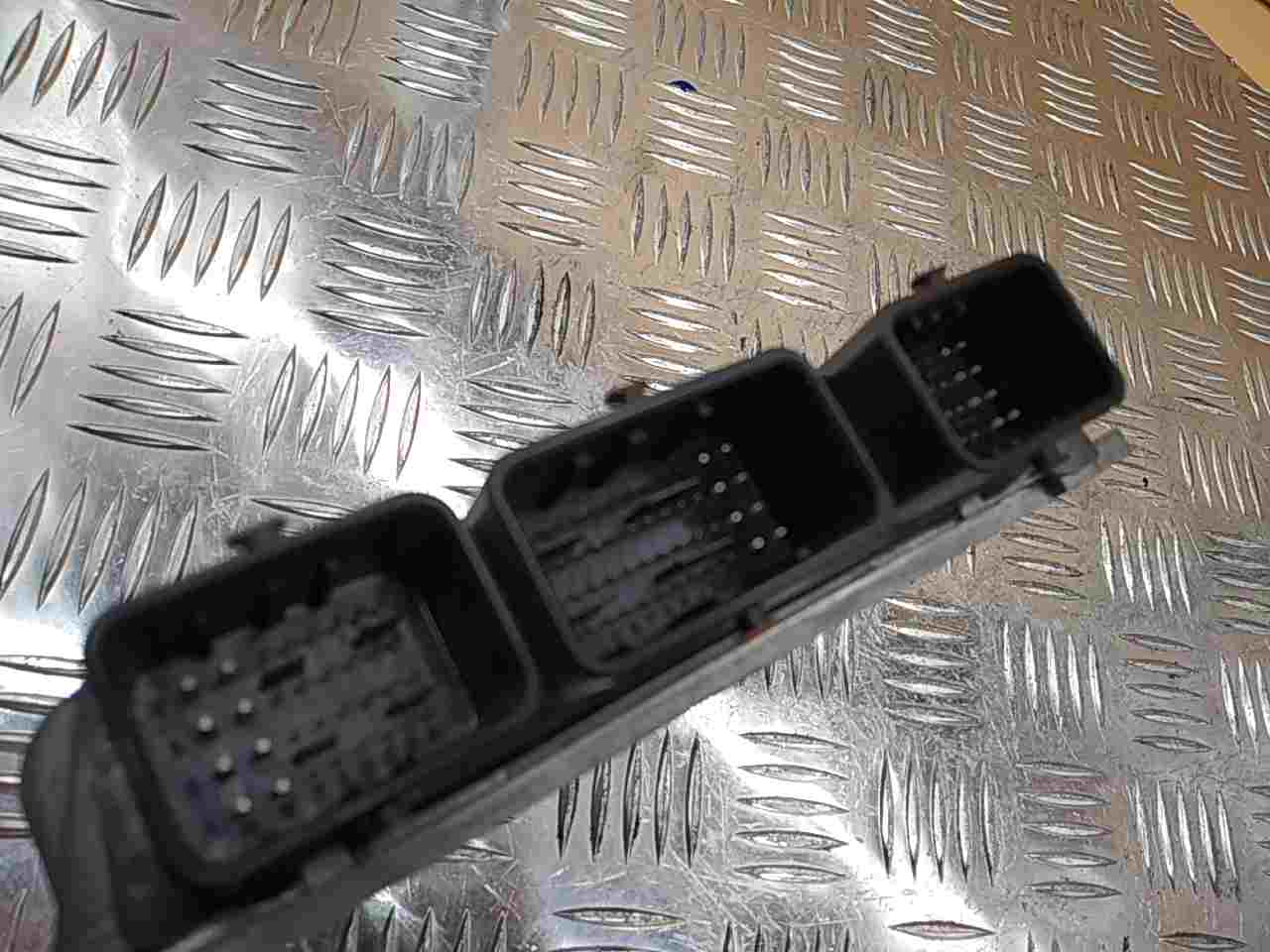 Блок управления двигателем