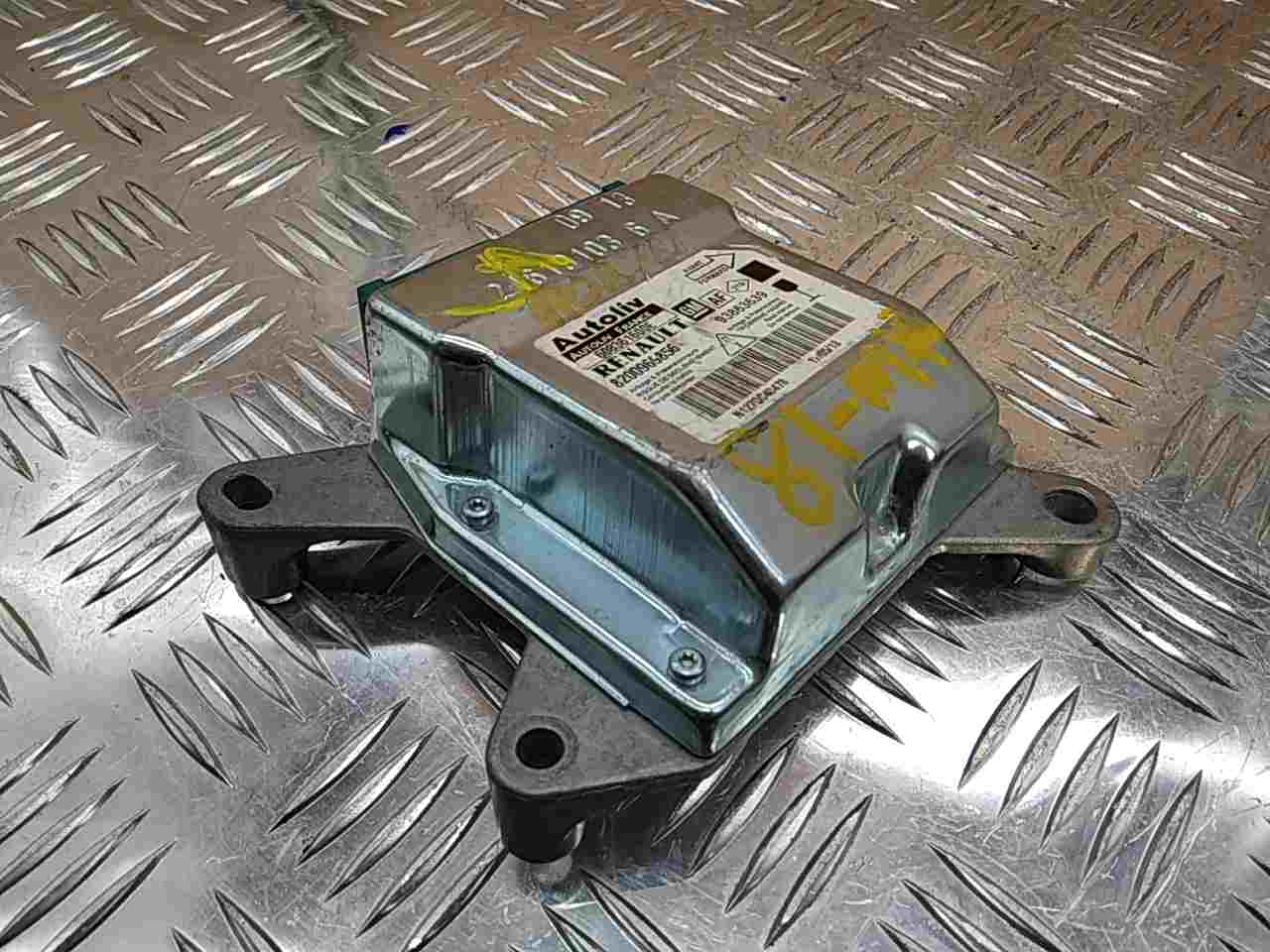 Блок управления подушек безопасности (AIR BAG)