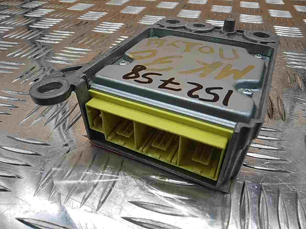 Блок управления подушек безопасности (AIR BAG)