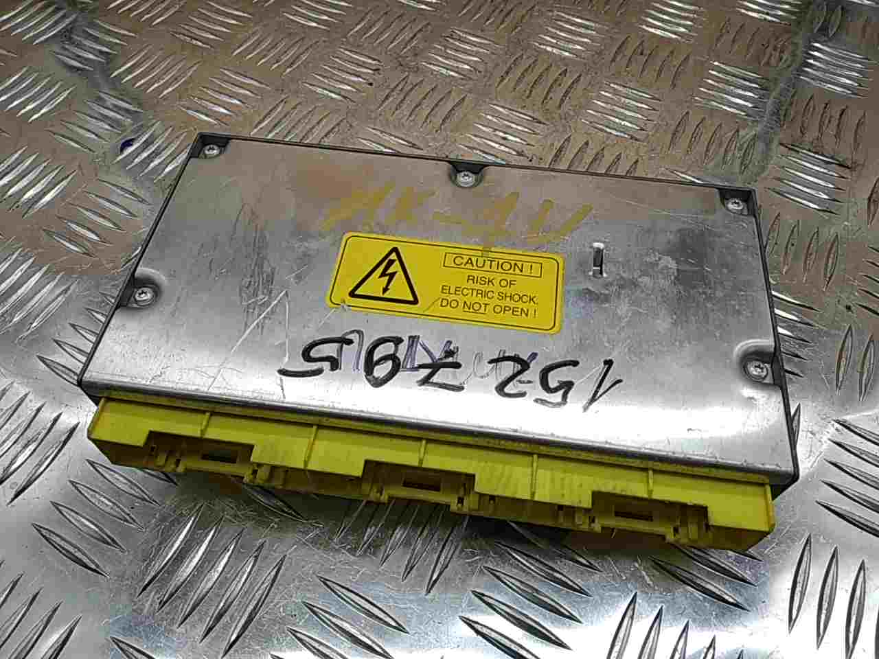 Блок управления подушек безопасности (AIR BAG)