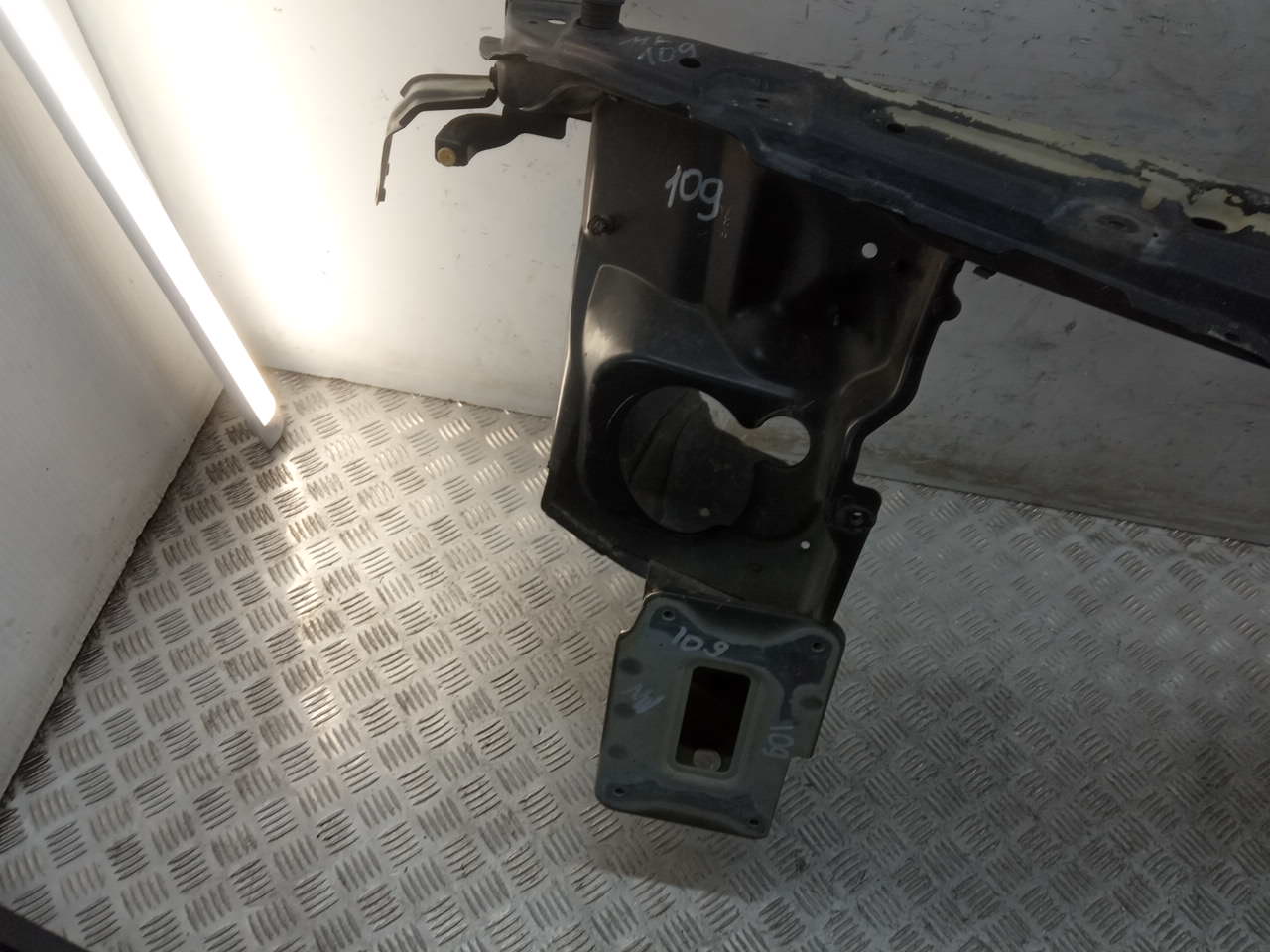 Панель передняя (телевизор)