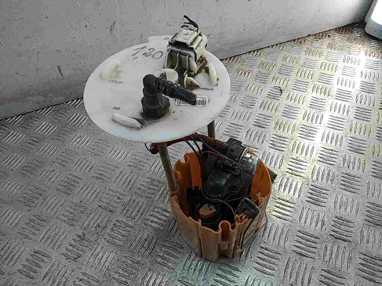 Насос топливный электрический