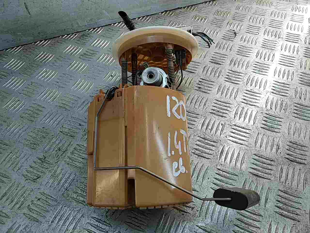 Насос топливный электрический