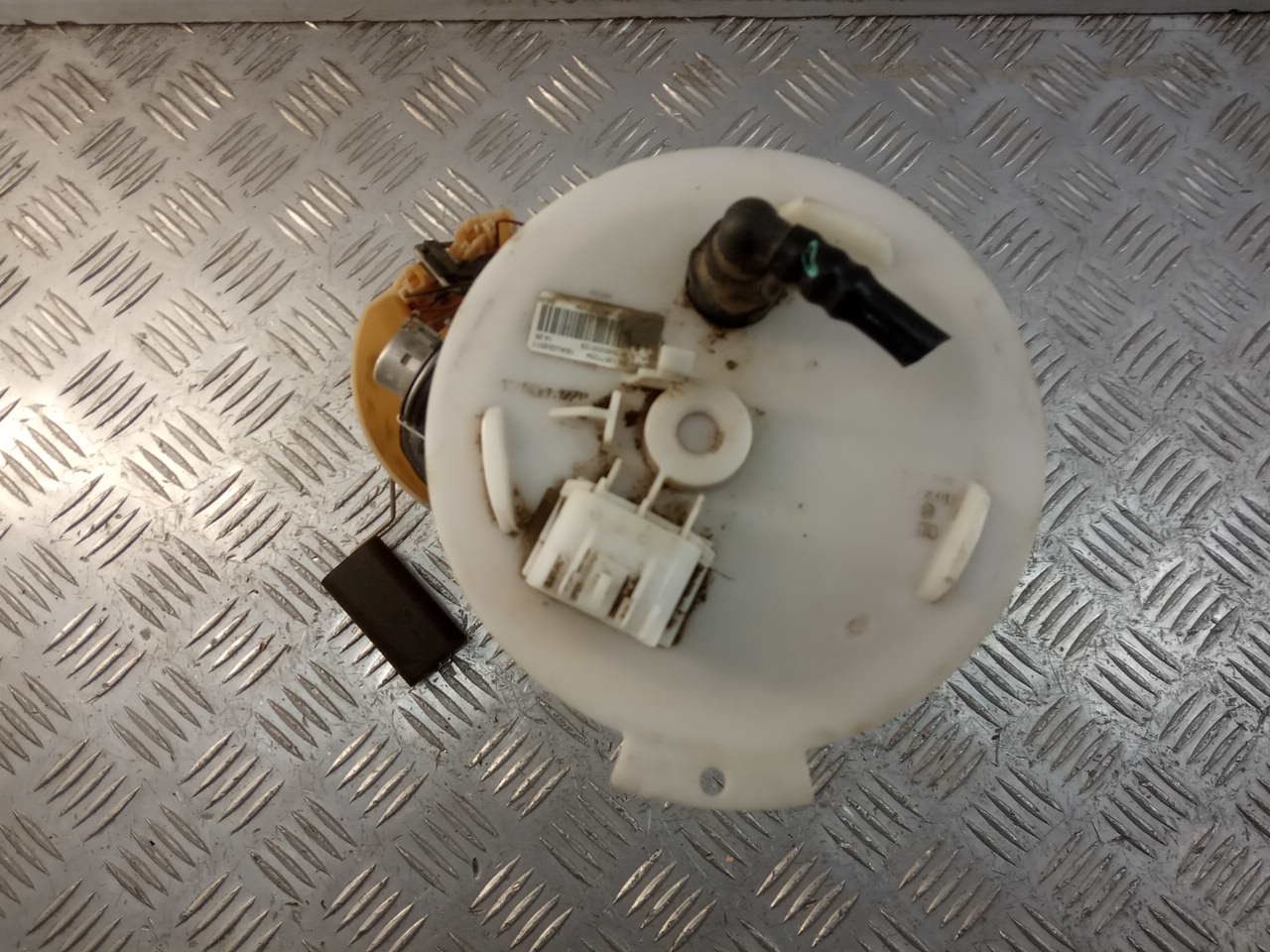 Насос топливный электрический