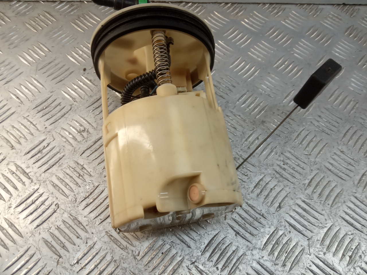 Насос топливный электрический