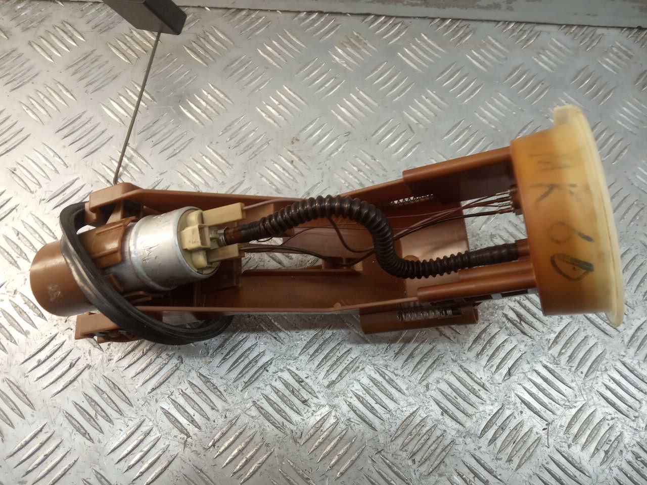 Насос топливный электрический