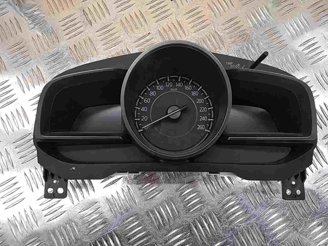 Панель приборов