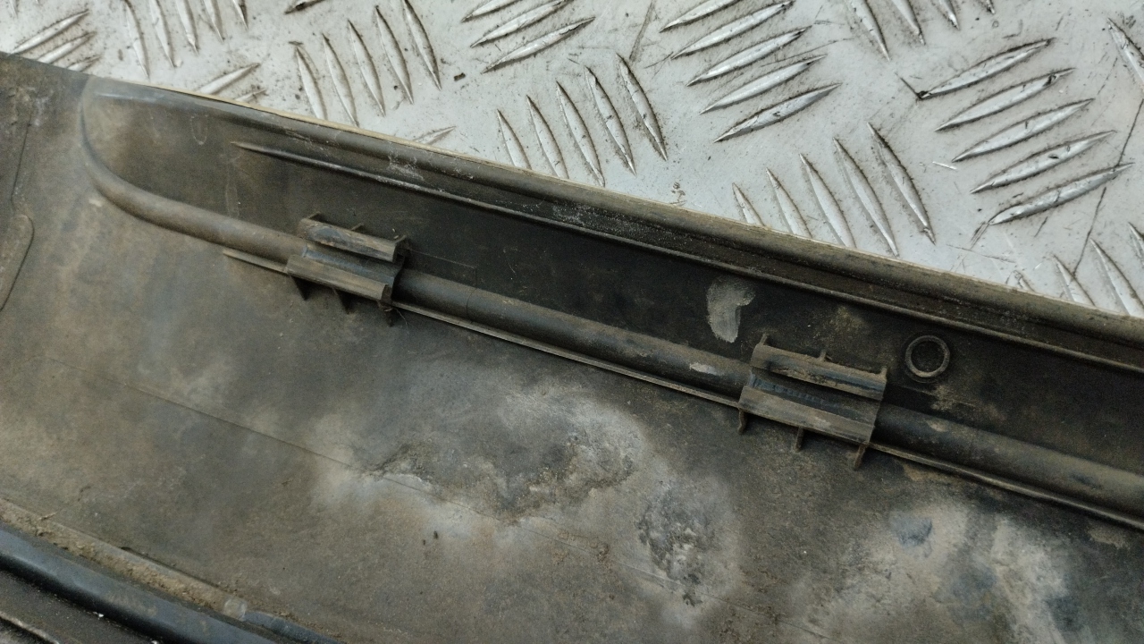 Накладка двери задней левой