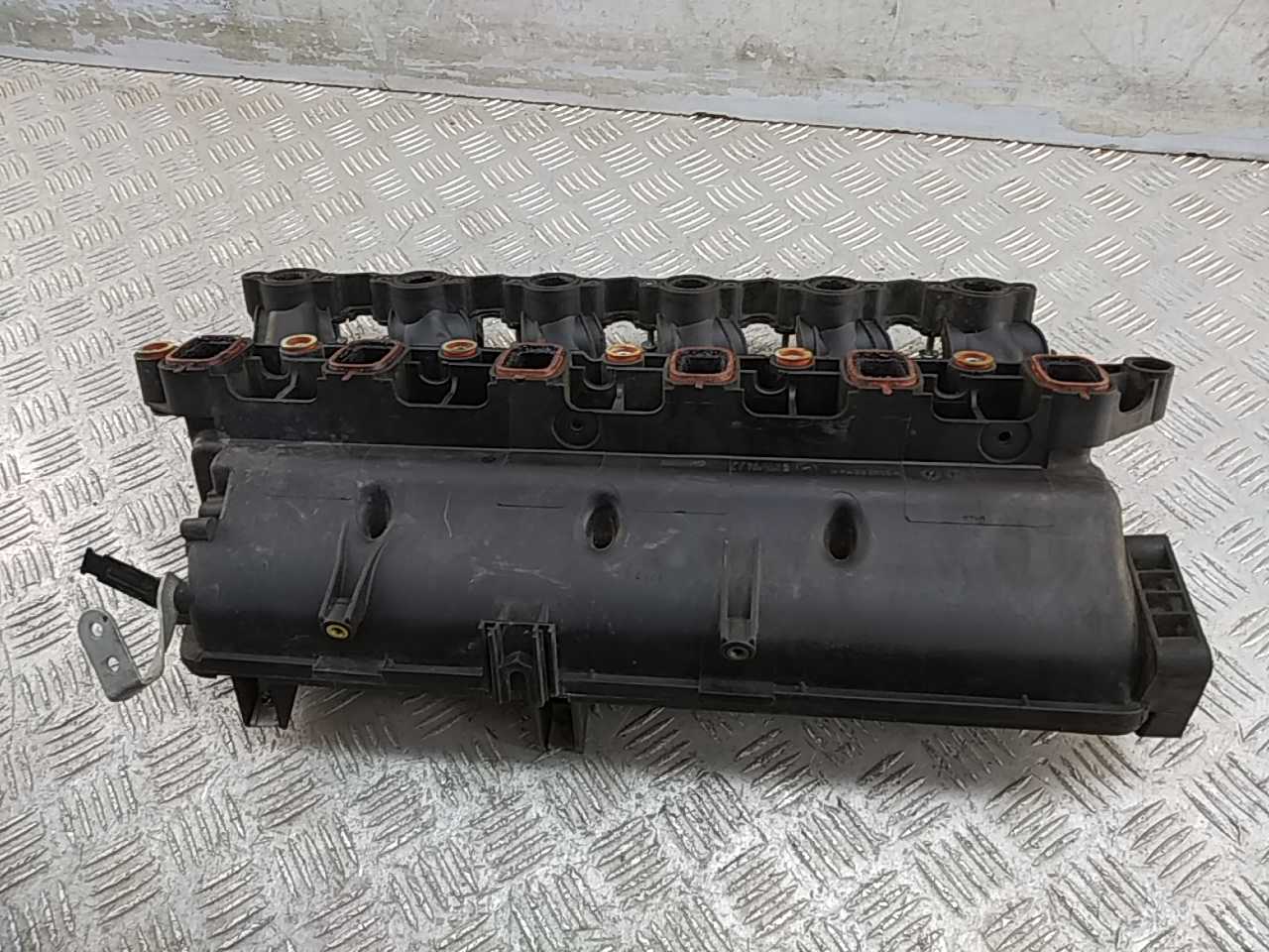 Коллектор впускной