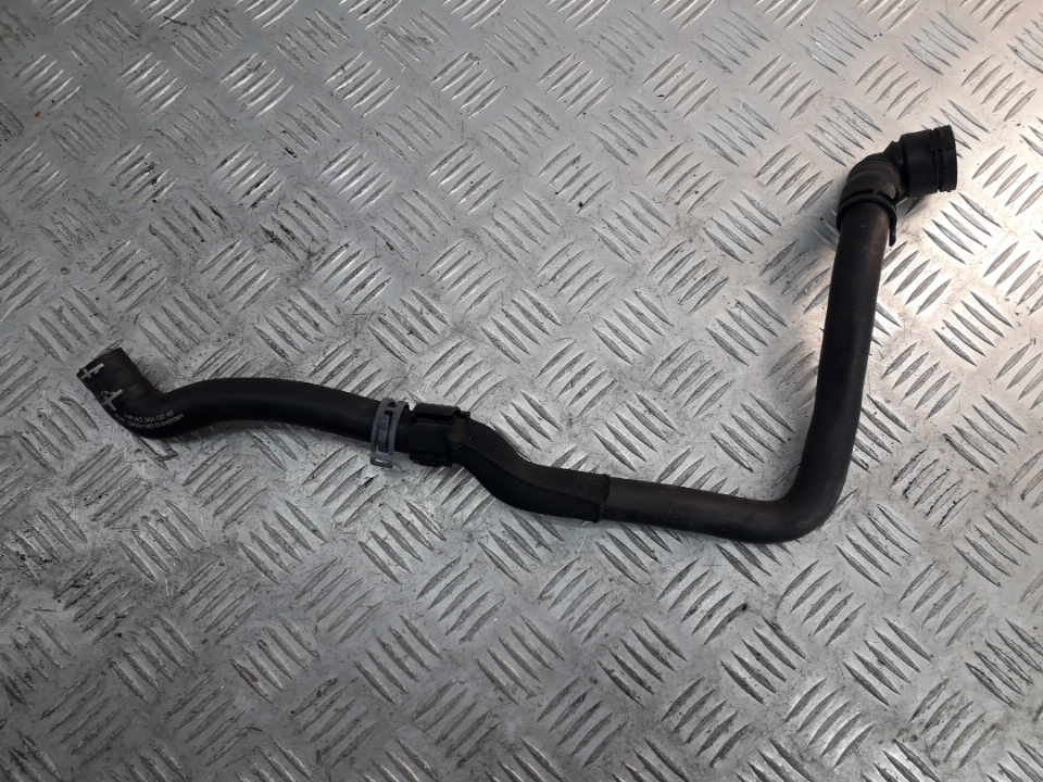 Шланг системы охлаждения