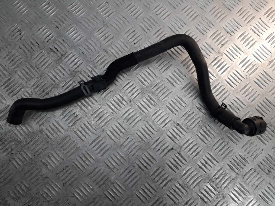 Шланг системы охлаждения