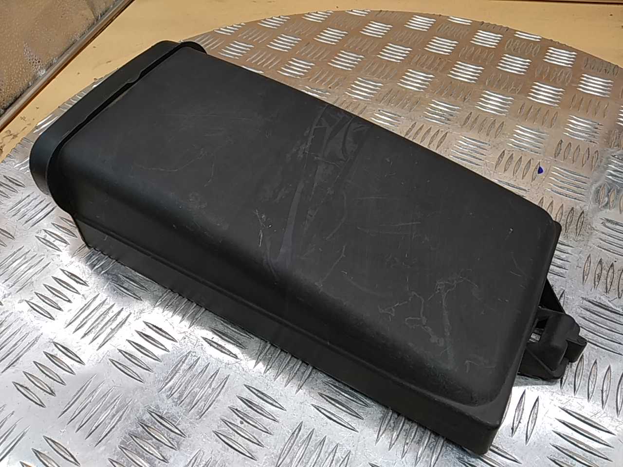 Корпус салонного фильтра