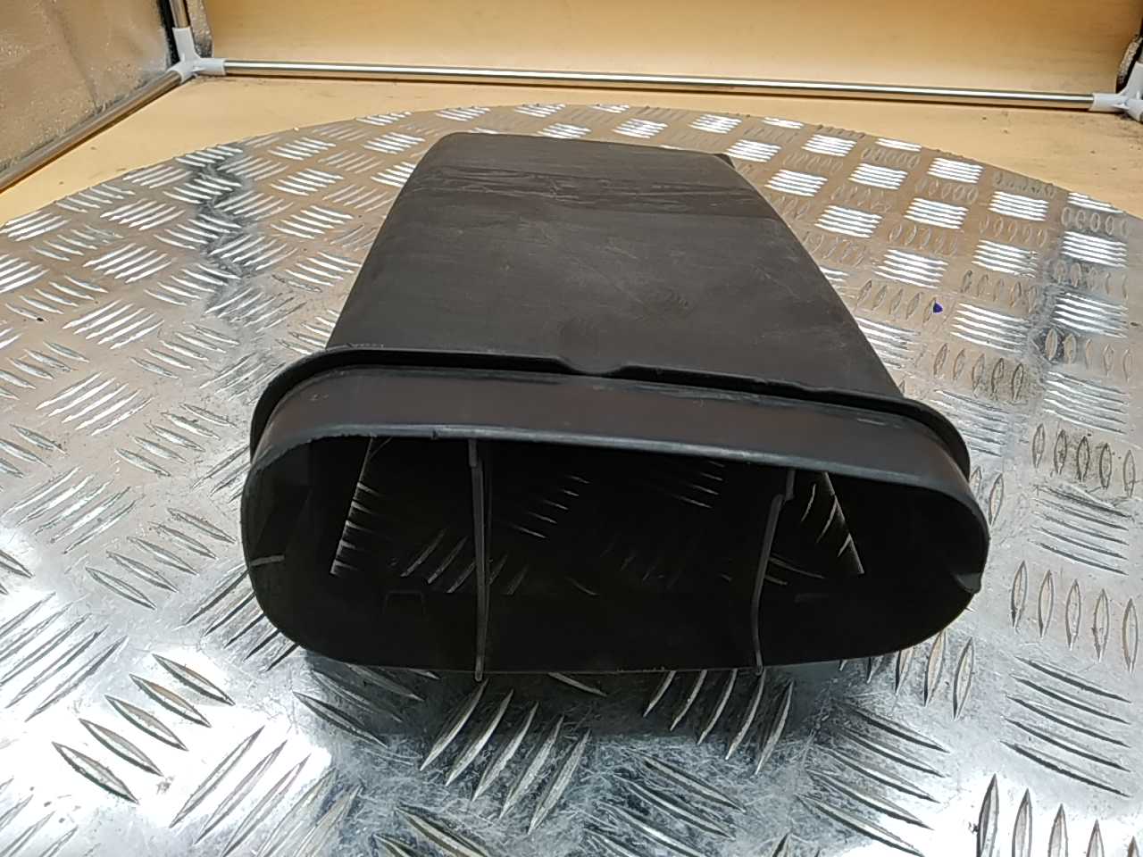 Корпус салонного фильтра