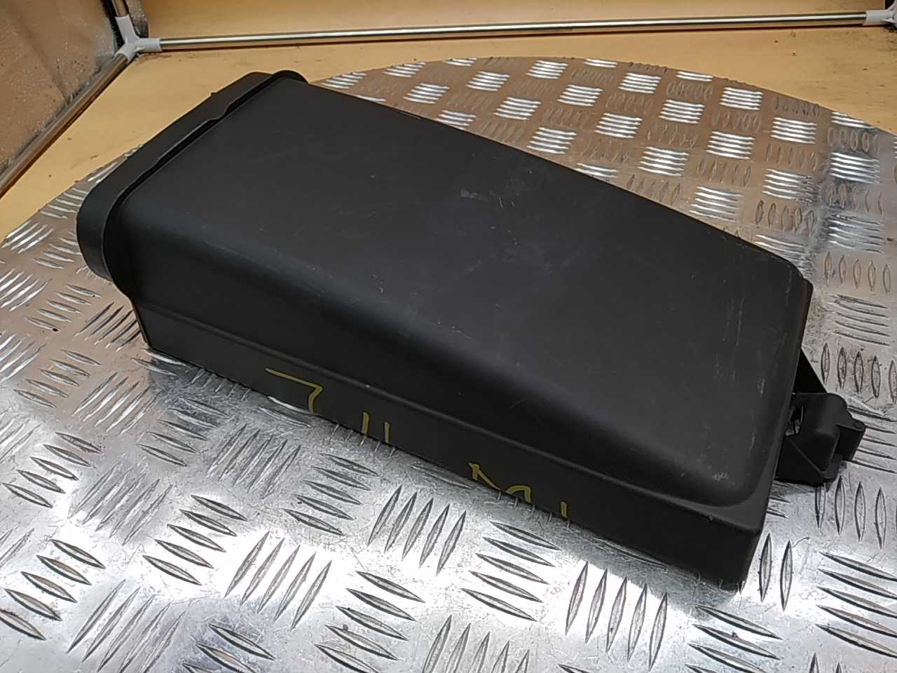 Корпус салонного фильтра