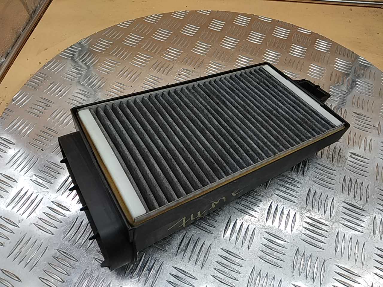 Корпус салонного фильтра