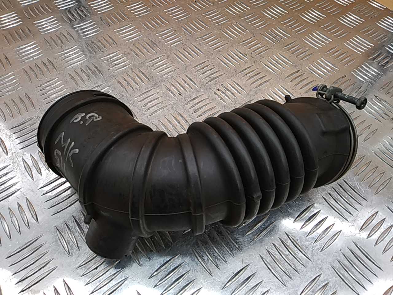 Патрубок воздушного фильтра