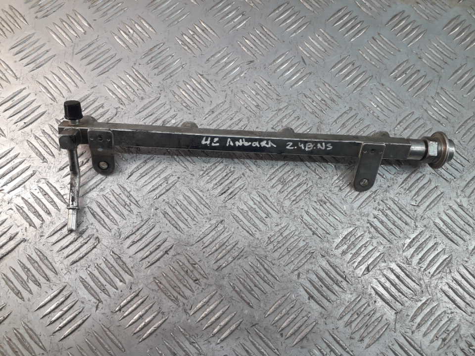 Рейка топливная (рампа)