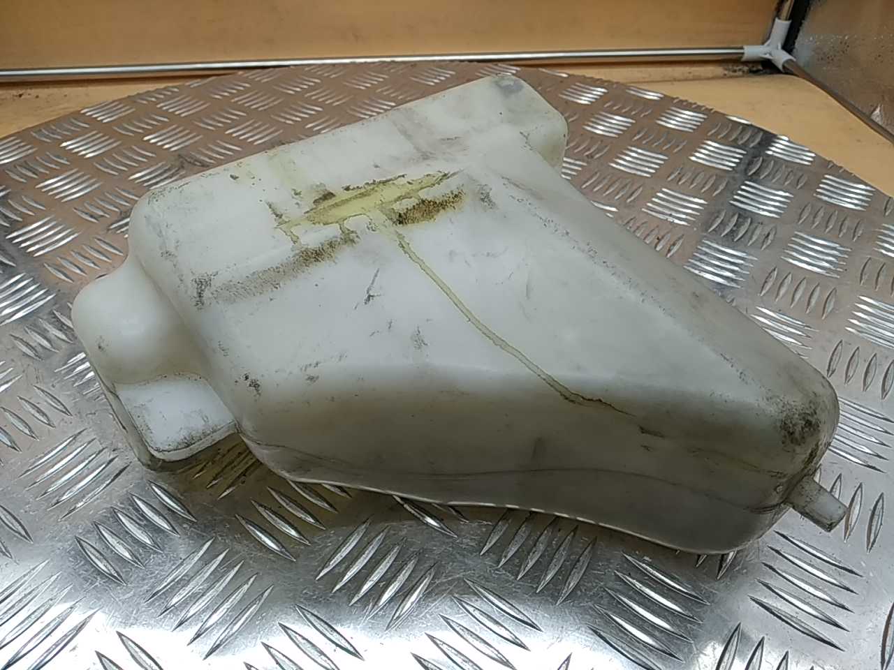 Бачок расширительный