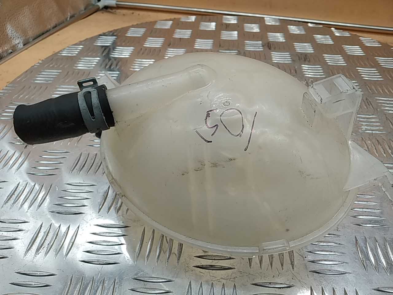 Бачок расширительный