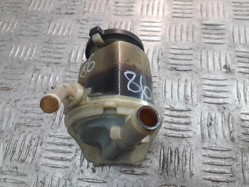 Бачок ГУР