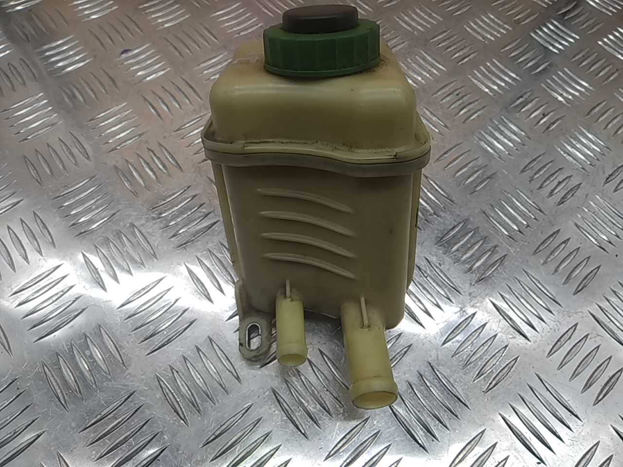 Бачок ГУР
