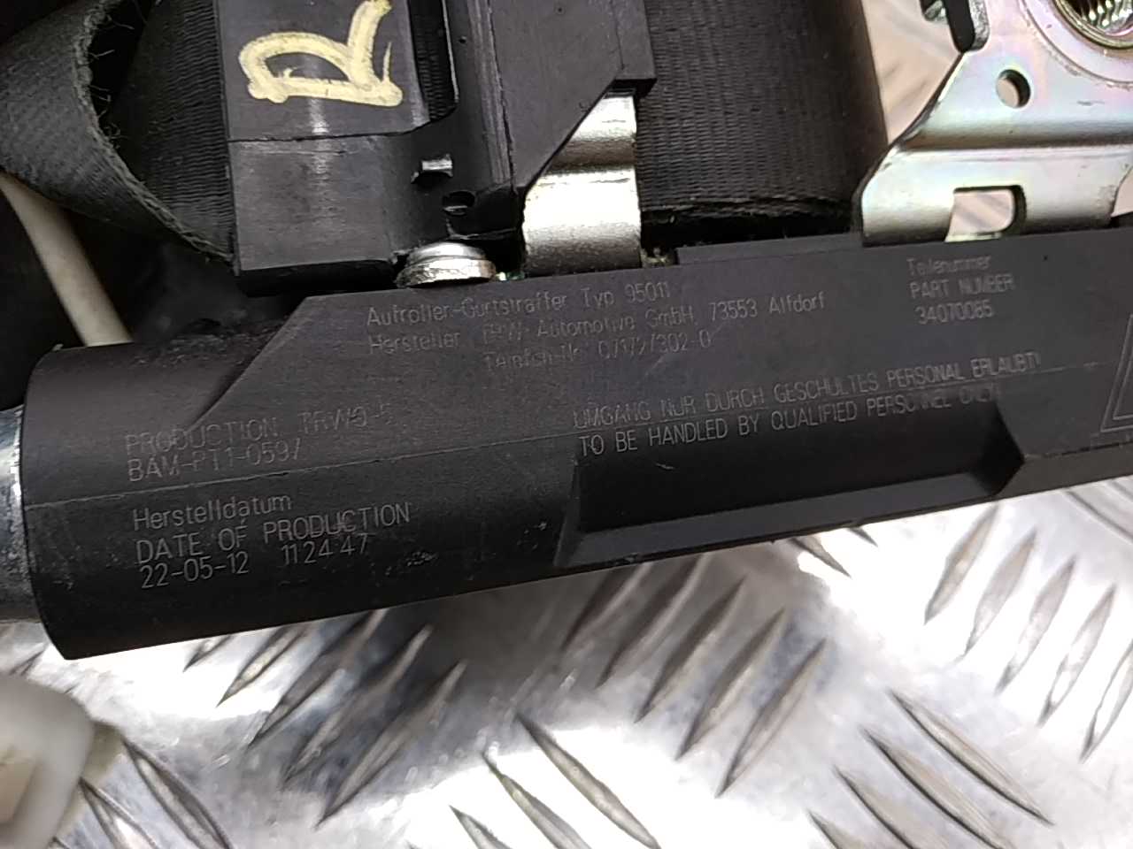 Ремень безопасности с пиропатроном