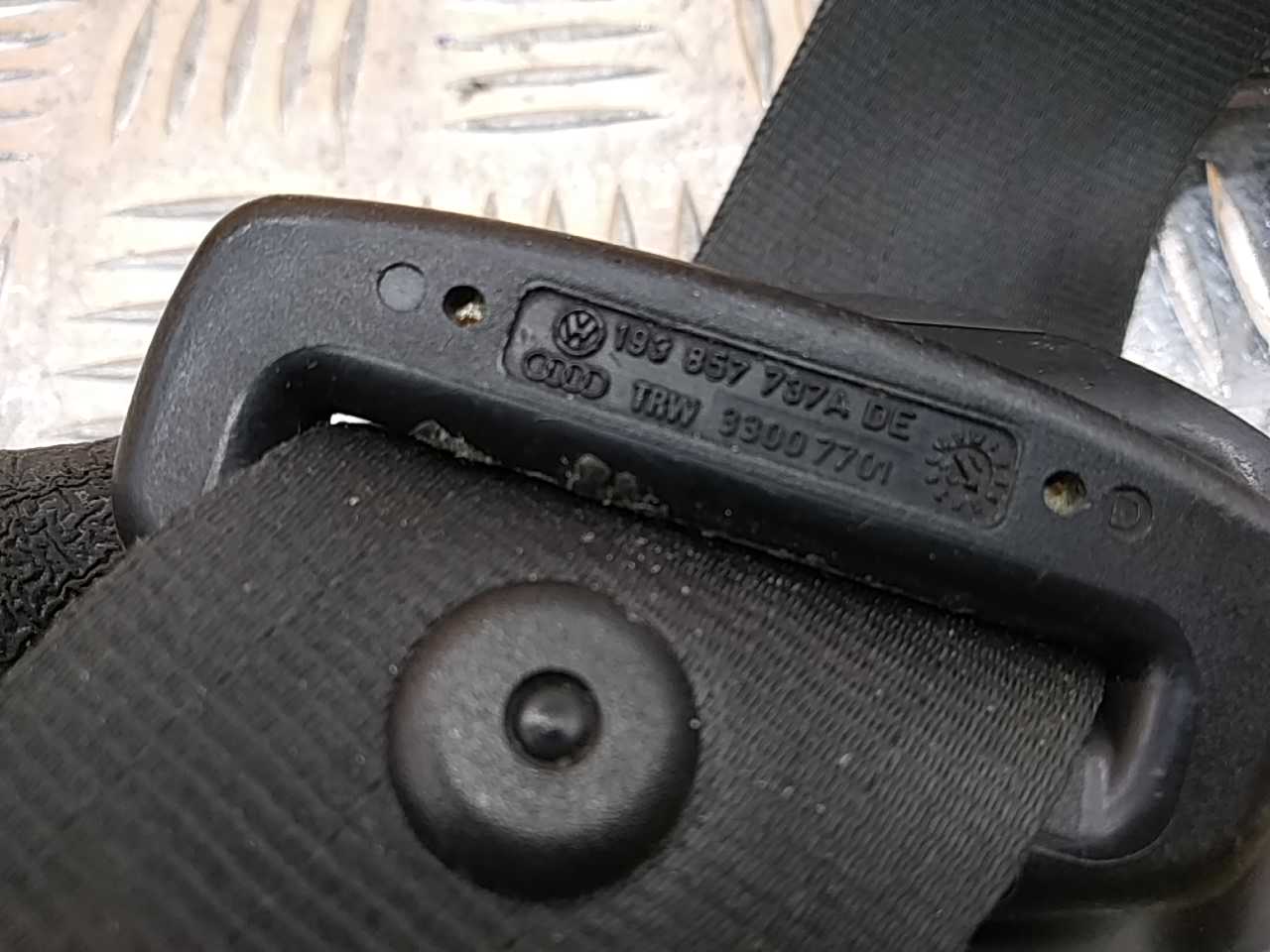 Ремень безопасности с пиропатроном