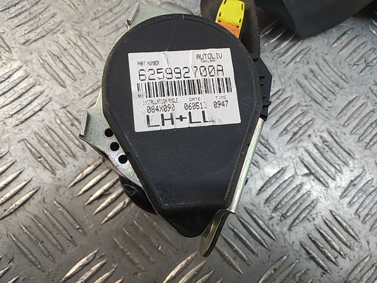 Ремень безопасности с пиропатроном