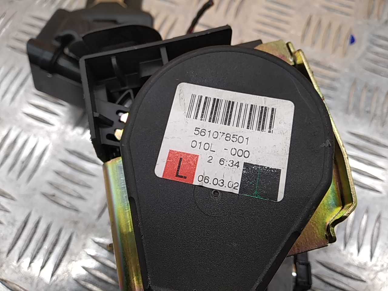 Ремень безопасности с пиропатроном