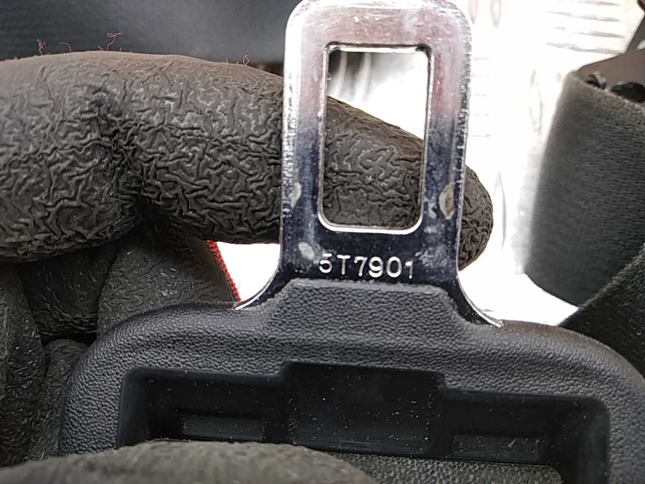 Ремень безопасности с пиропатроном