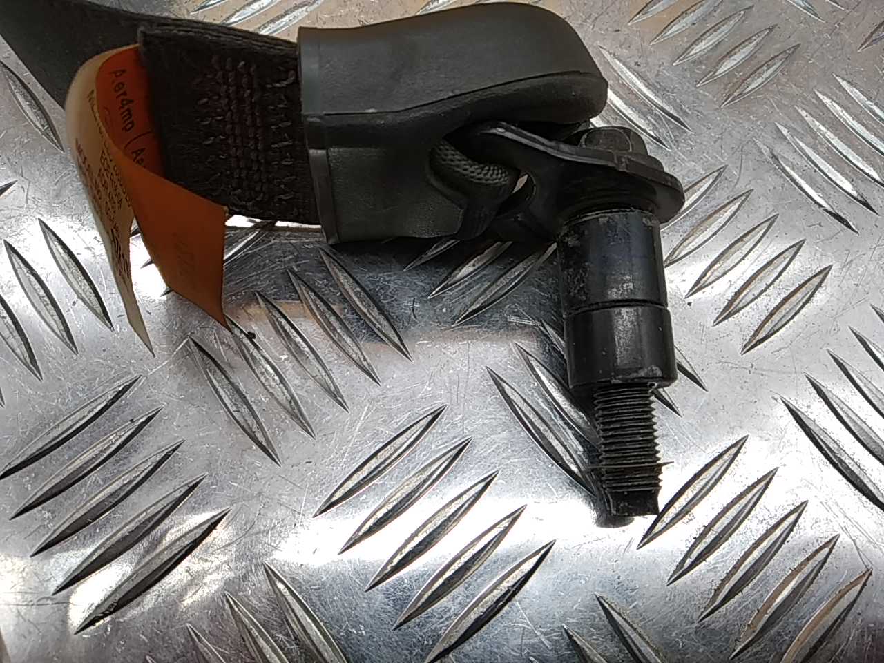 Ремень безопасности с пиропатроном