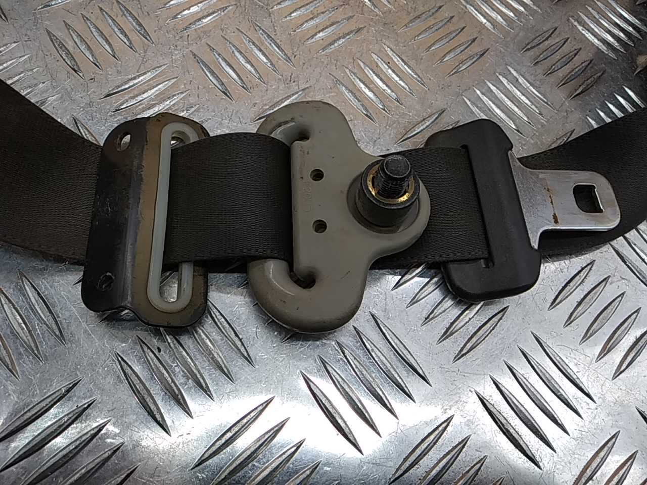 Ремень безопасности с пиропатроном