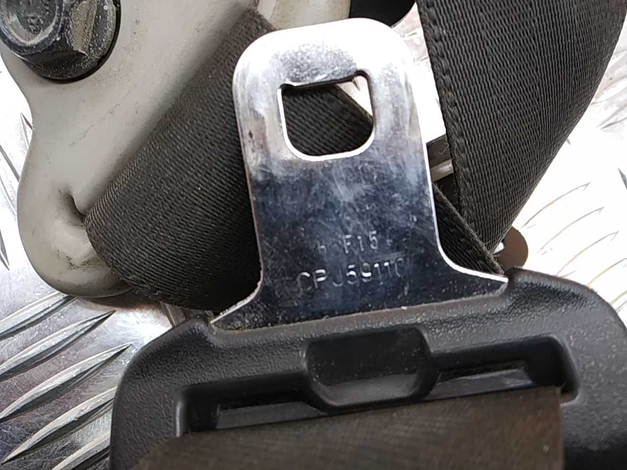 Ремень безопасности с пиропатроном