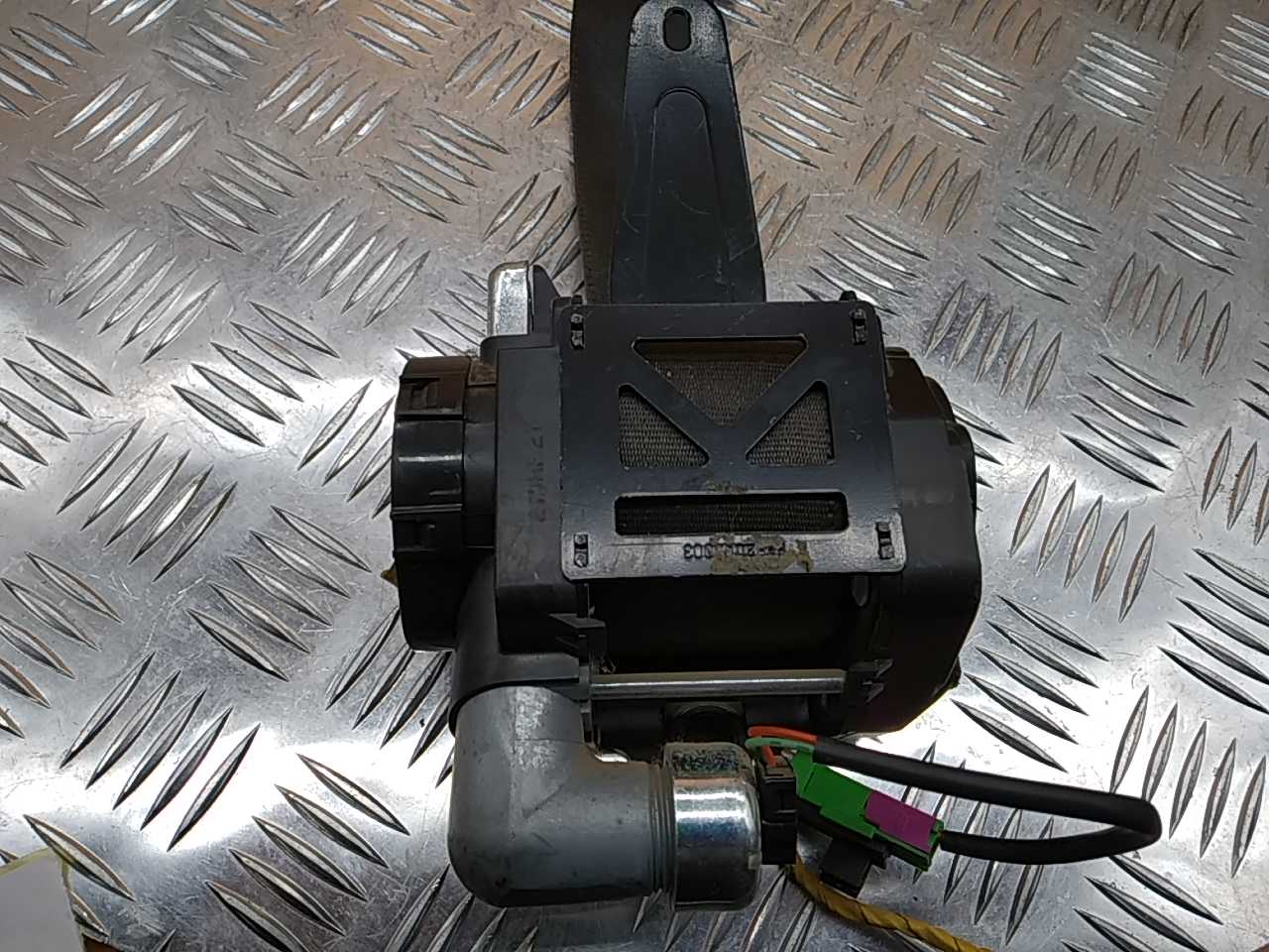 Ремень безопасности с пиропатроном