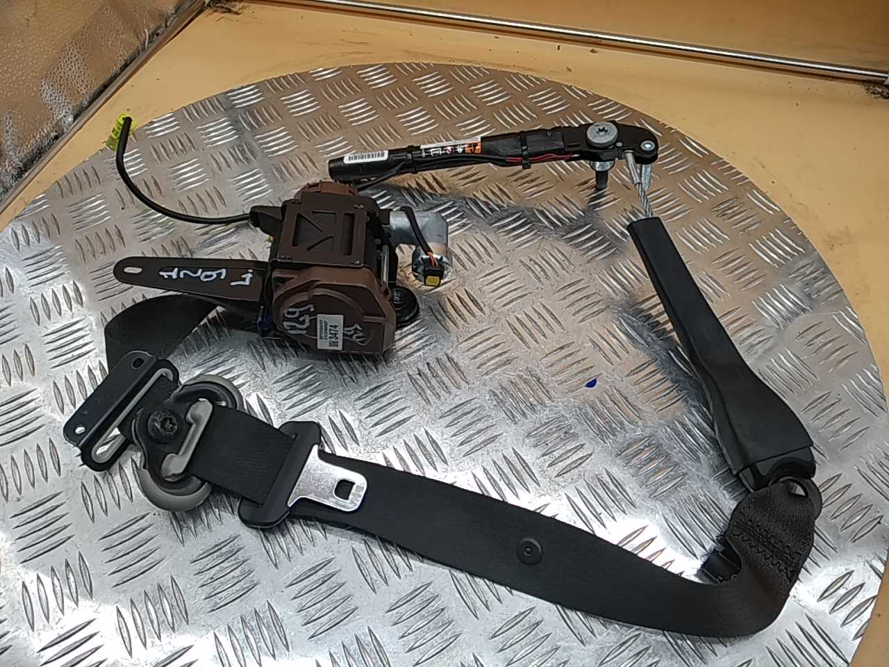 Ремень безопасности с пиропатроном