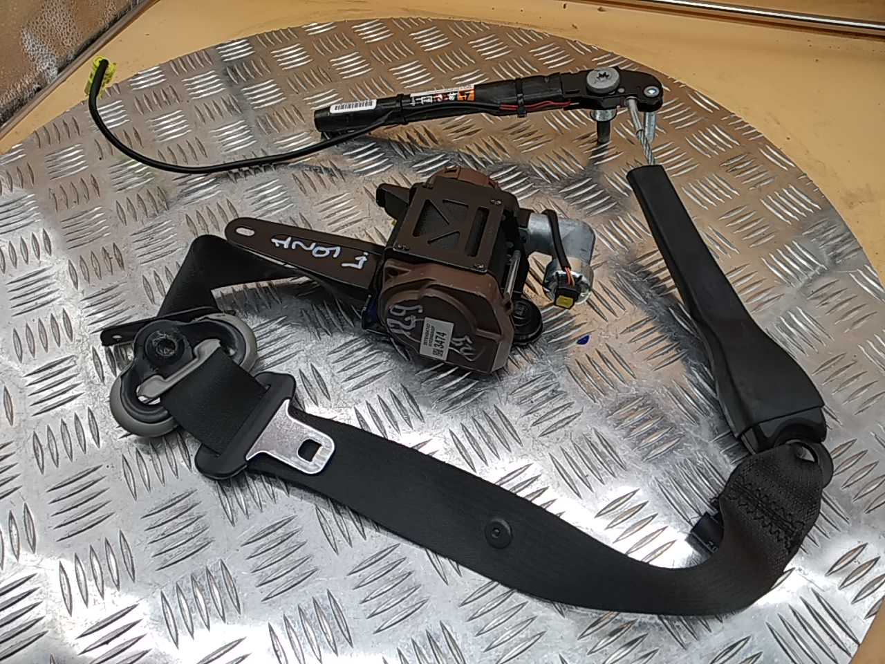 Ремень безопасности с пиропатроном