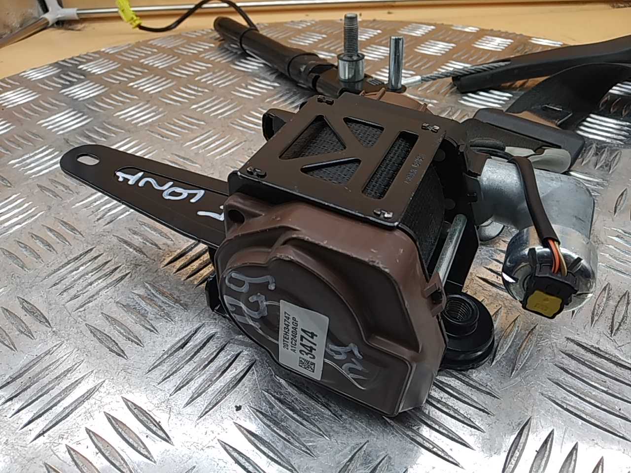 Ремень безопасности с пиропатроном