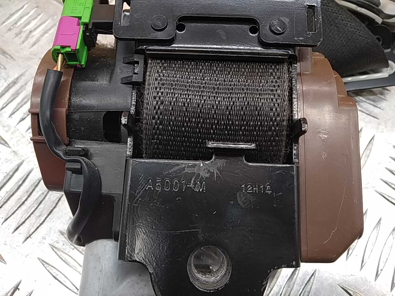 Ремень безопасности с пиропатроном