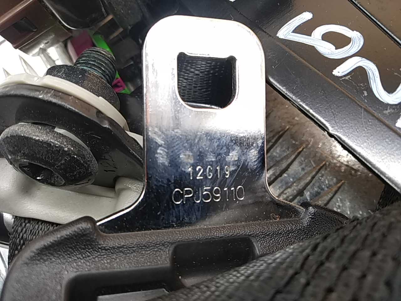 Ремень безопасности с пиропатроном