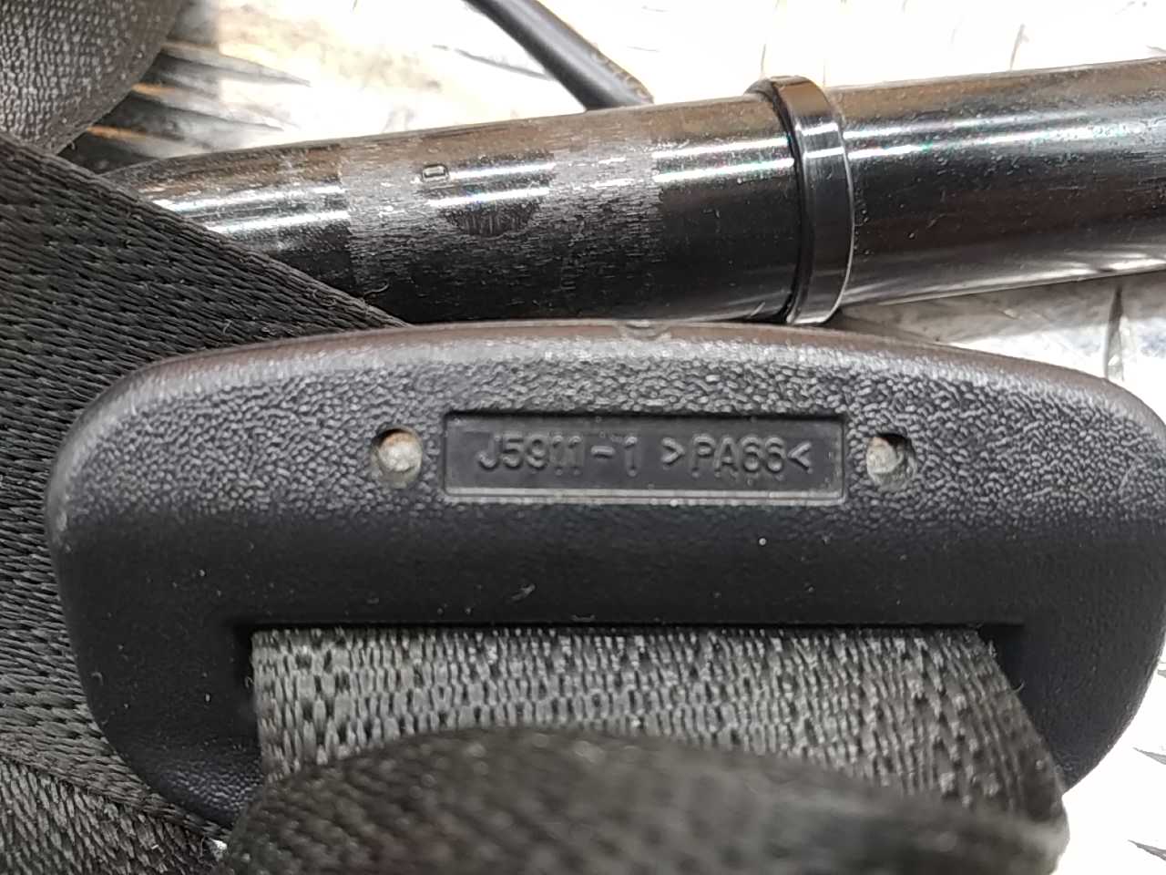 Ремень безопасности с пиропатроном