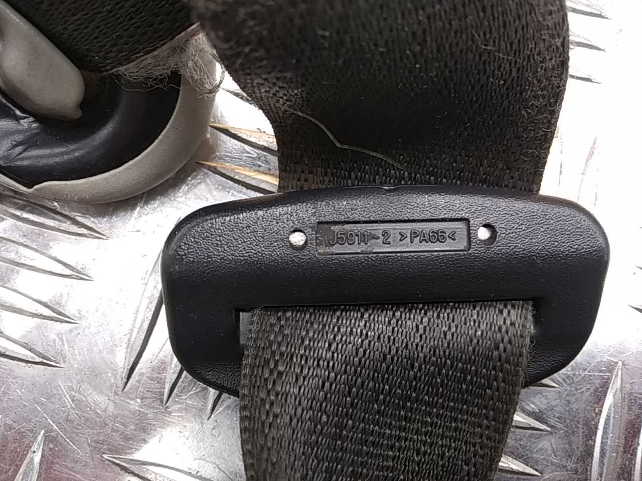 Ремень безопасности с пиропатроном